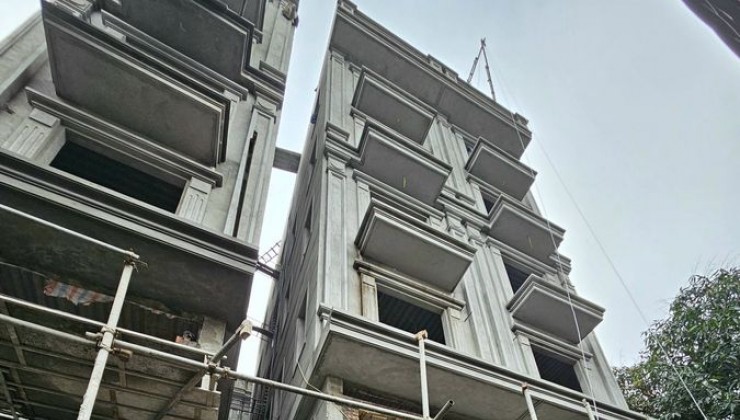 Bán nhà Ngọc Trì mới xây siêu đẹp, 30m2 X6 tầng, cách 1 nhà ra oto.